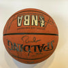 Kobe Bryant Shaq 1998-99 Los Angeles Lakers Team Signed NBA Basketball Beckett