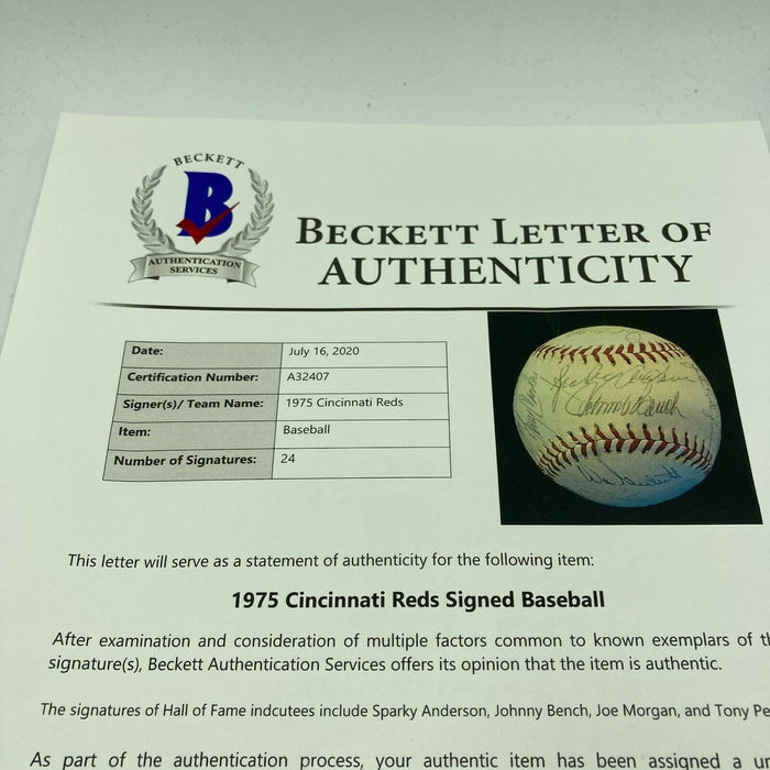 1975 Cincinnati Reds World Series Champs Team Signed Baseball Beckett COA
