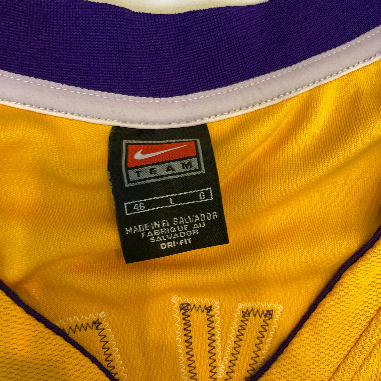 Los Angeles Lakers Kobe Bryant 2000- 01 Authentic Swingman Jersey