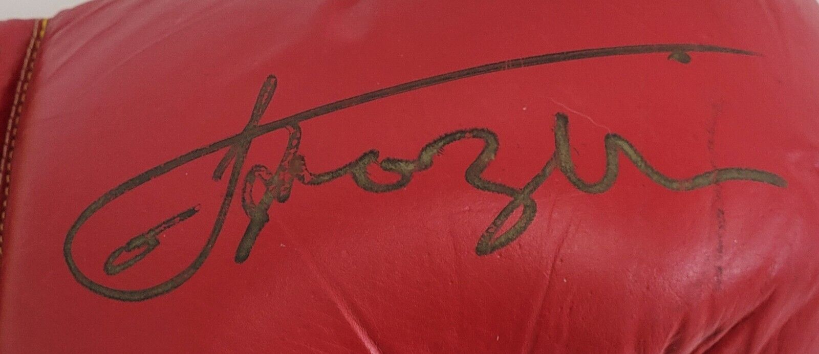 Joe Frazier Signed Everlast Boxing Glove Beckett COA