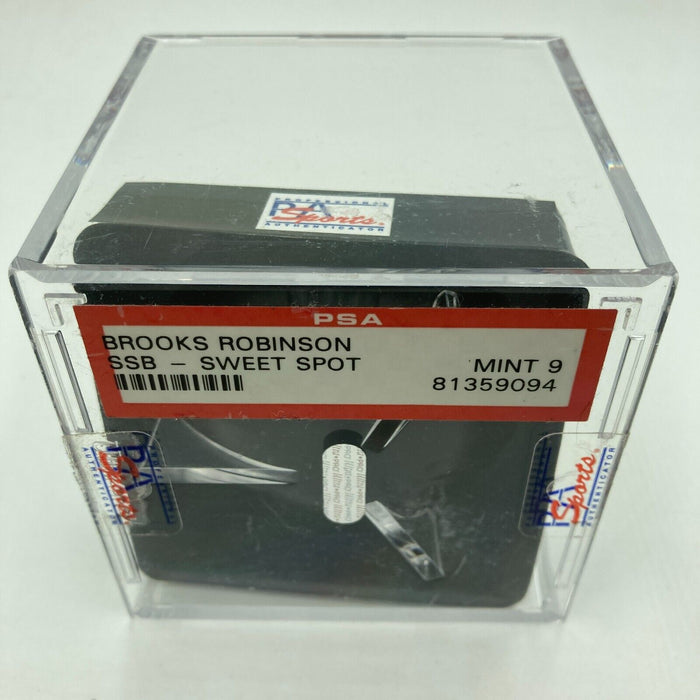 Brooks Robinson HOF 1983 Signed Major League Baseball PSA DNA Graded MINT 9