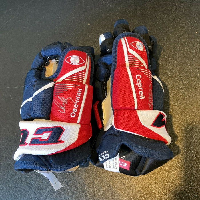 Alexander Ovechkin Signed Authentic CCM Game Model Hockey Gloves Fanatics Holo