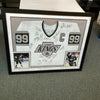 Wayne Gretzky 1990–91 Los Angeles Kings Team Signed Jersey Framed JSA COA