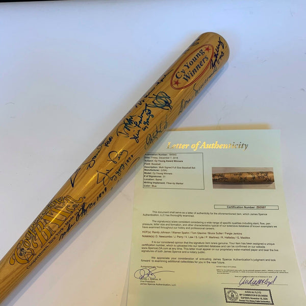 Extraordinary Cy Young Award Winners Signed Bat 31 Sigs With Roy Halladay JSA