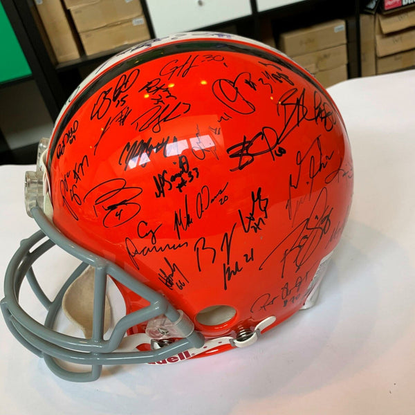 cleveland browns nfl team football helmet images 2009-2010 Authentic NFL Cleveland Browns Team Signed Full Size Riddell — Showpieces Sports