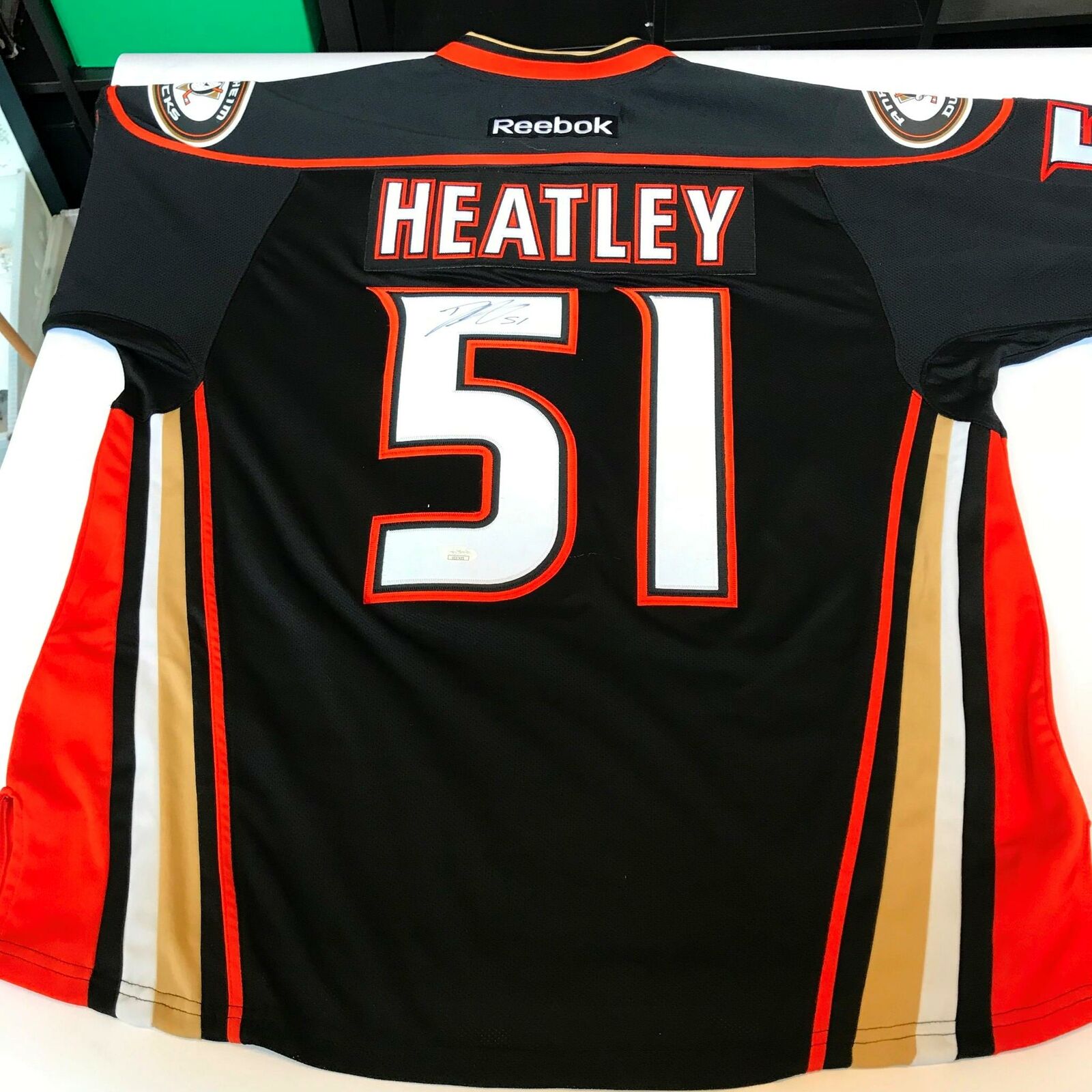 tweet Natur Antibiotika Dany Heatley Signed Authentic Reebok Anaheim Ducks Hockey Jersey With —  Showpieces Sports
