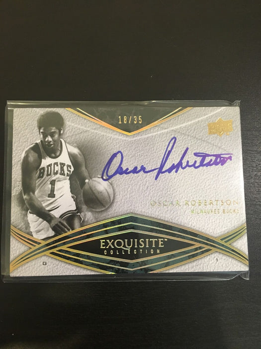 2008-09 UD Exquisite Collection Oscar Robertson Auto Autograph Bucks /25