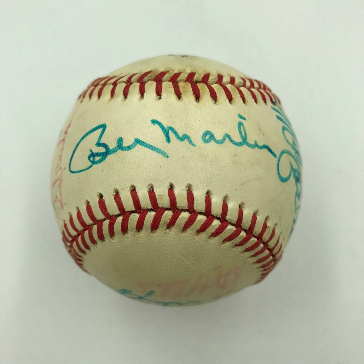 1988 NY Yankees Team Signed Baseball Billy Martin Rickey Henderson Win —  Showpieces Sports