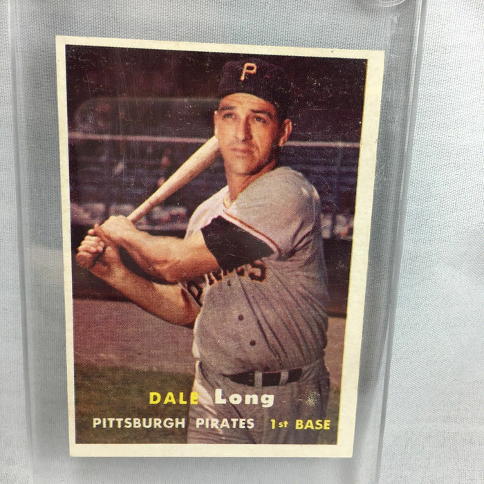 1957 Topps Dale Long Great Condition